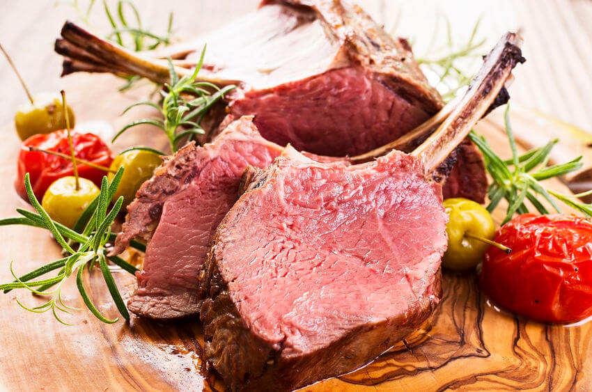 Mäso z diviny je bohaté na vitamíny A, B, minerálne látky ako vápnik, fosfor a železo a nenasýtené mastné kyseliny